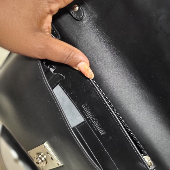 Dooney and bourke  clutch - Picture 6 of 14